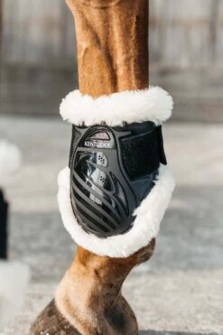 Kentucky Horsewear Vegane Lammfell Streichkappen Für Jungpferde -Reitsportbedarf 342512 BL 4