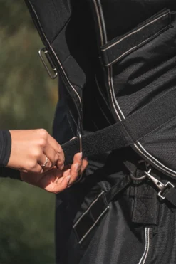 Back On Track Obsidian Weidedecke, 300g -Reitsportbedarf 345232 BL 07